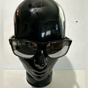 Oakley polarized OO9262-13 glasses